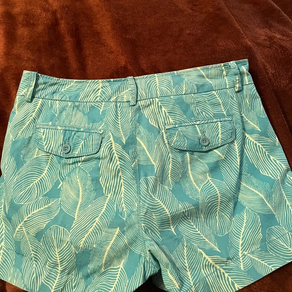 Banana Republic Blue Bermudas Lightweight Tailored - Picture 2 of 3